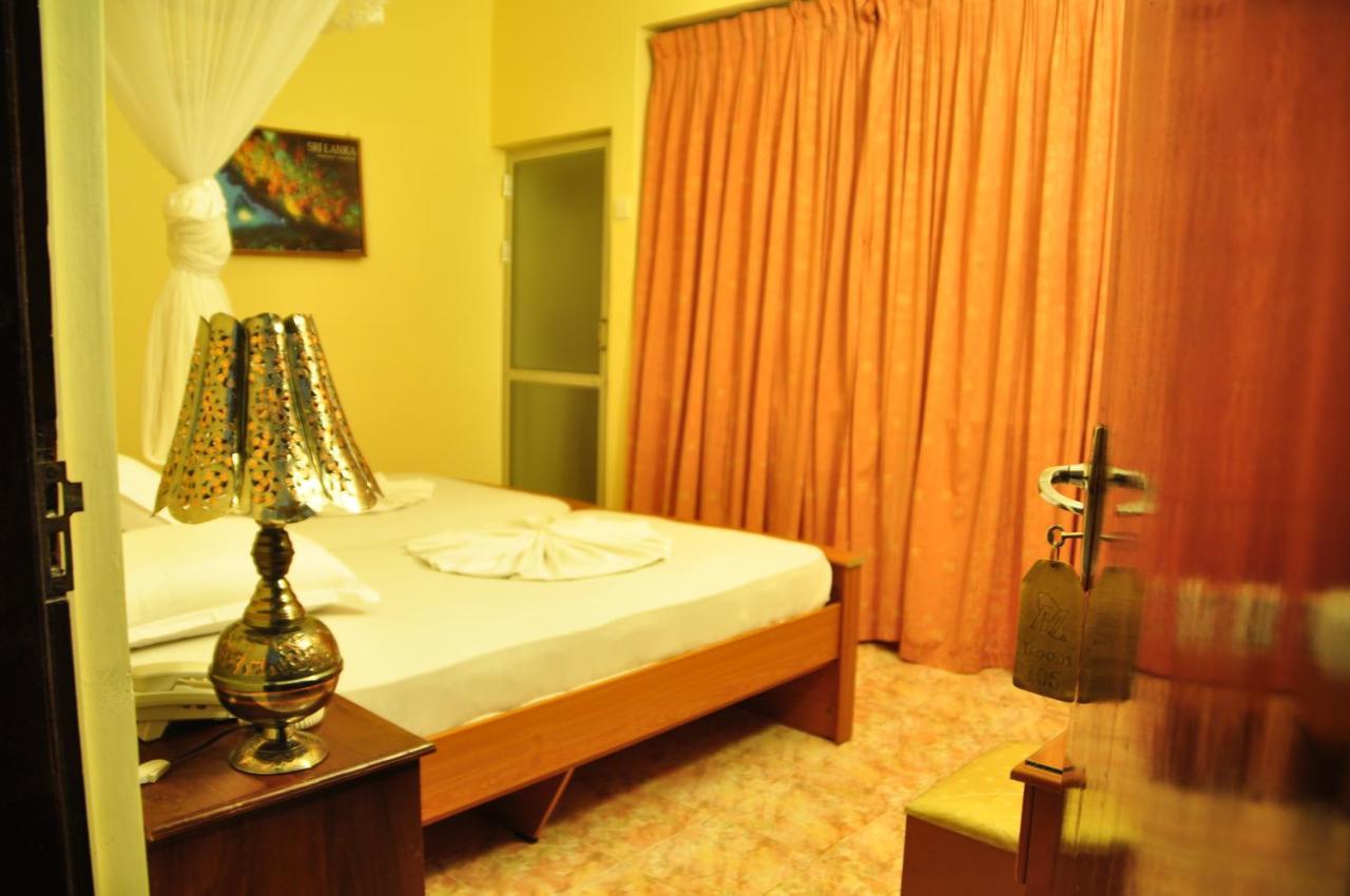 Hotel Milano Tourist Rest Anuradhapura Exterior foto