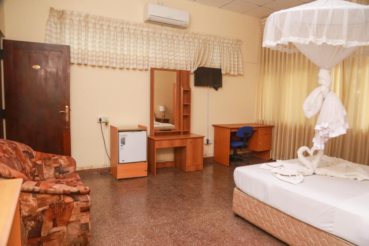 Hotel Milano Tourist Rest Anuradhapura Exterior foto