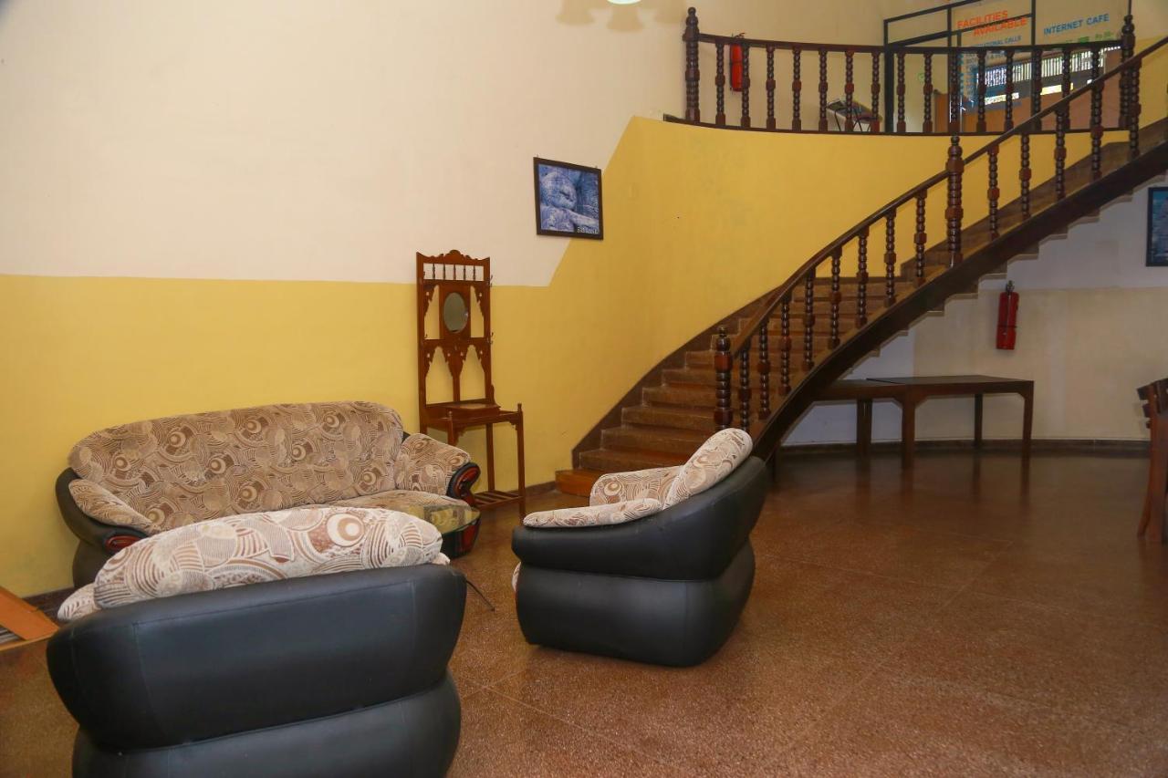 Hotel Milano Tourist Rest Anuradhapura Exterior foto