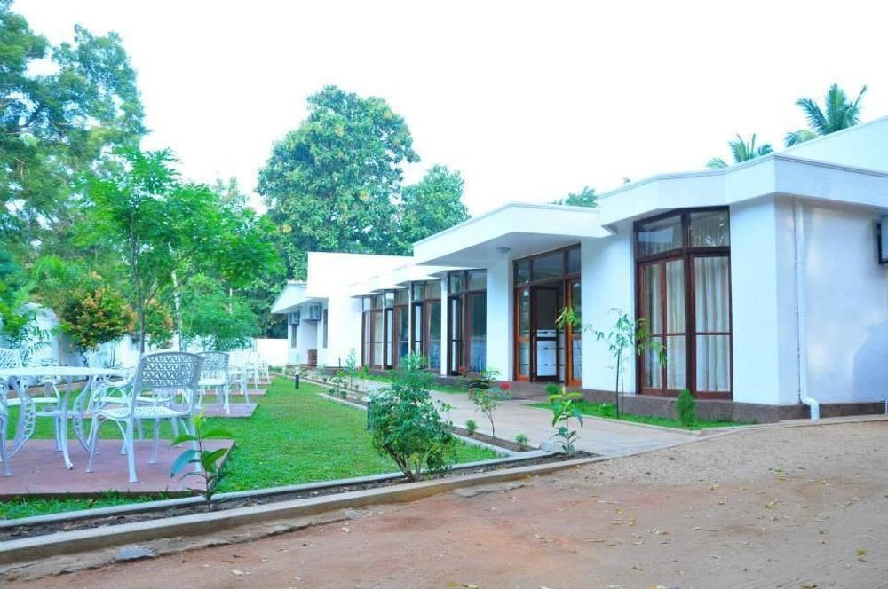 Hotel Milano Tourist Rest Anuradhapura Exterior foto