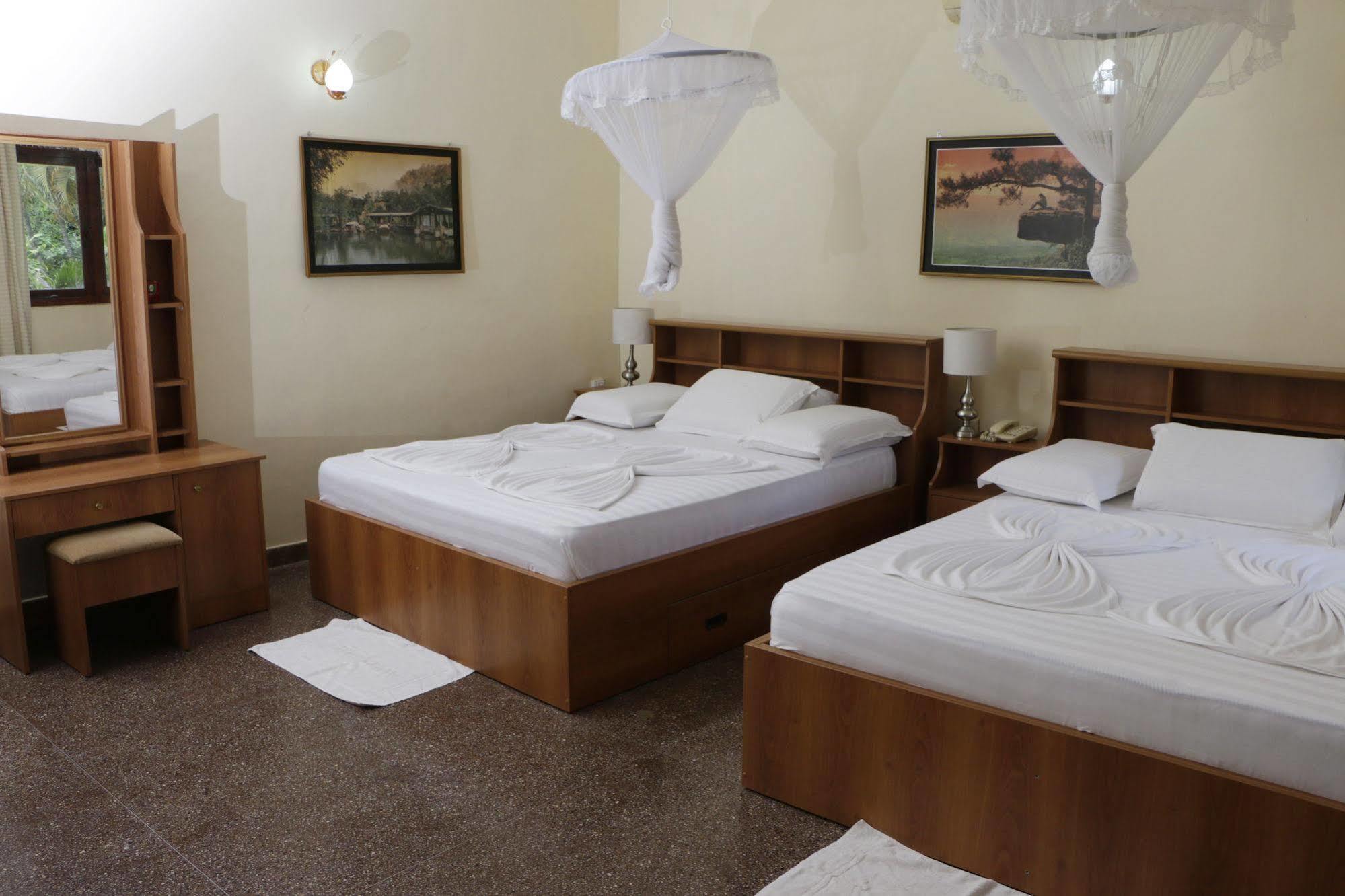 Hotel Milano Tourist Rest Anuradhapura Exterior foto