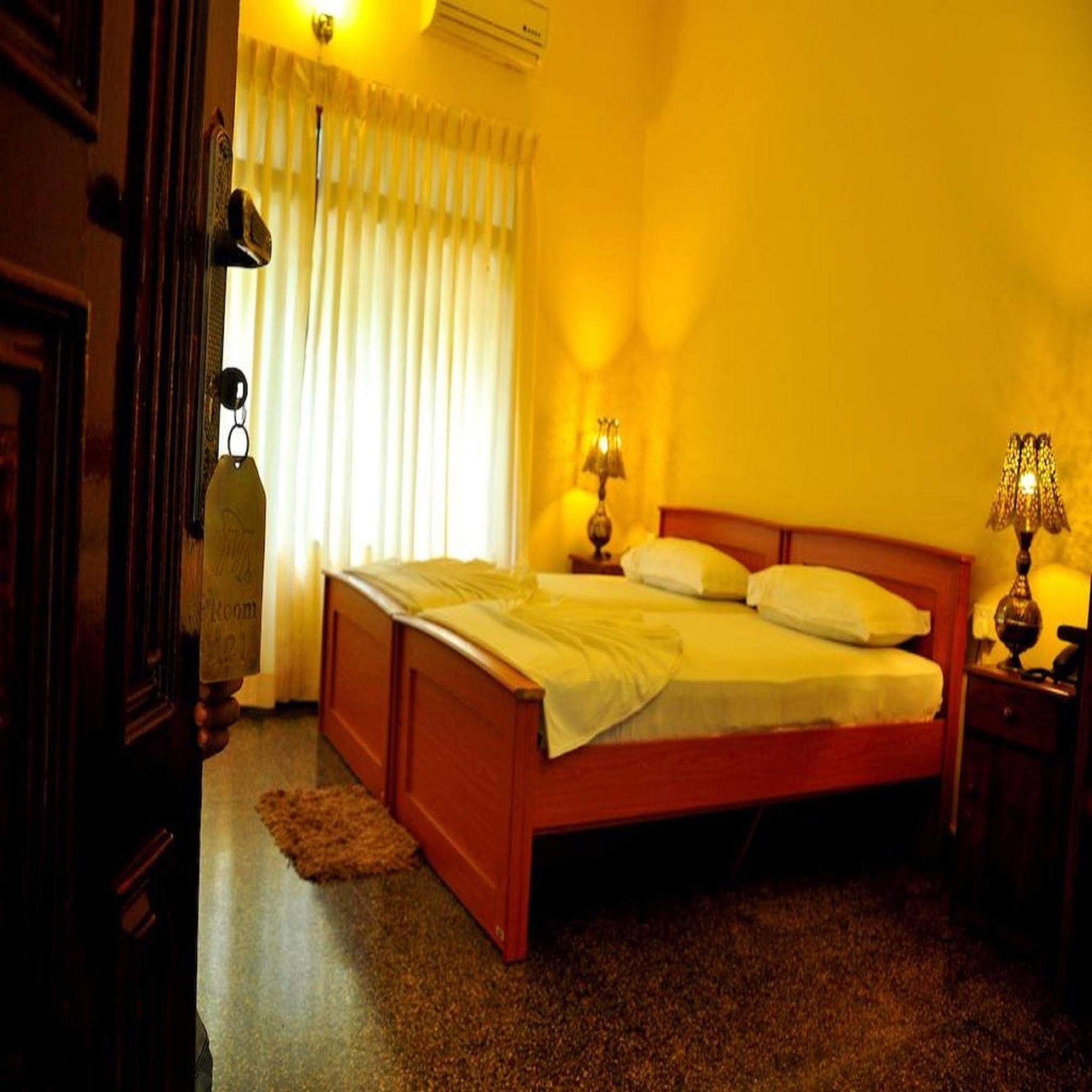 Hotel Milano Tourist Rest Anuradhapura Exterior foto